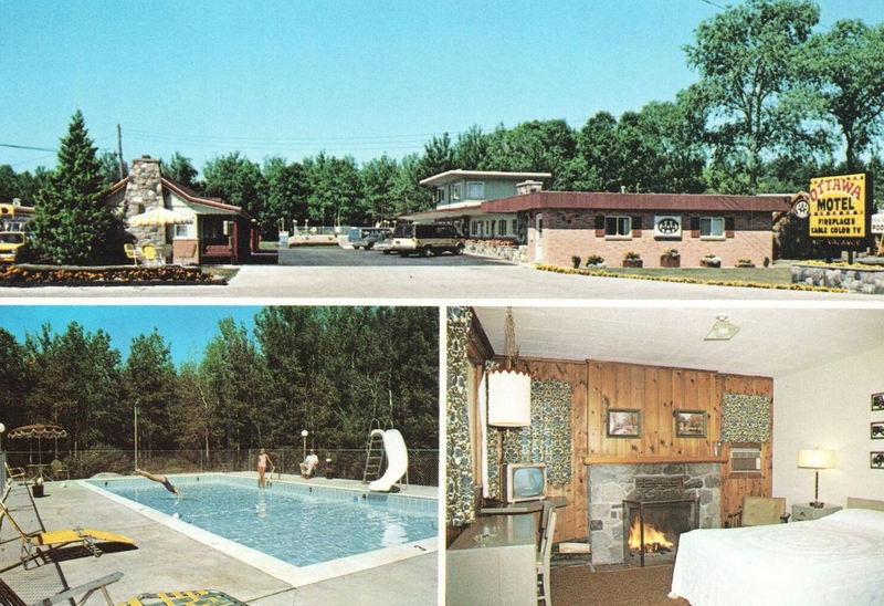 Ottawa Motel - Old Postcard